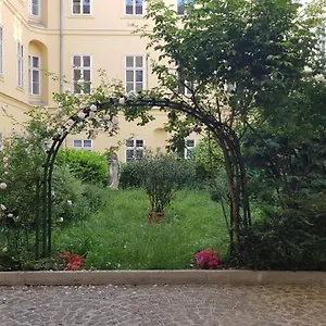 https://center-gold-apartment.inbudapesthotels.com