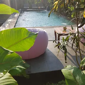  Villa Yoga House